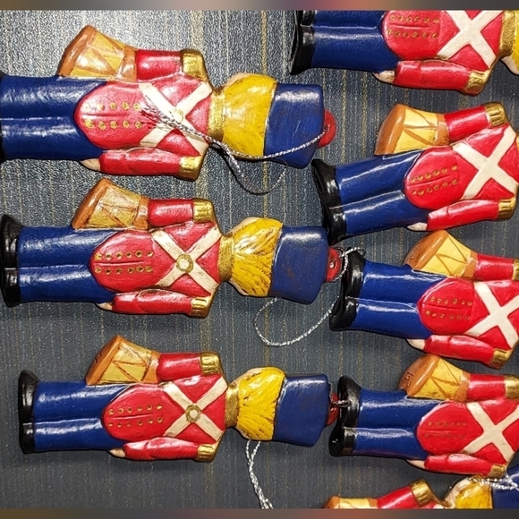Vintage hand painted toy soldier ornaments - Picture 5 of 9